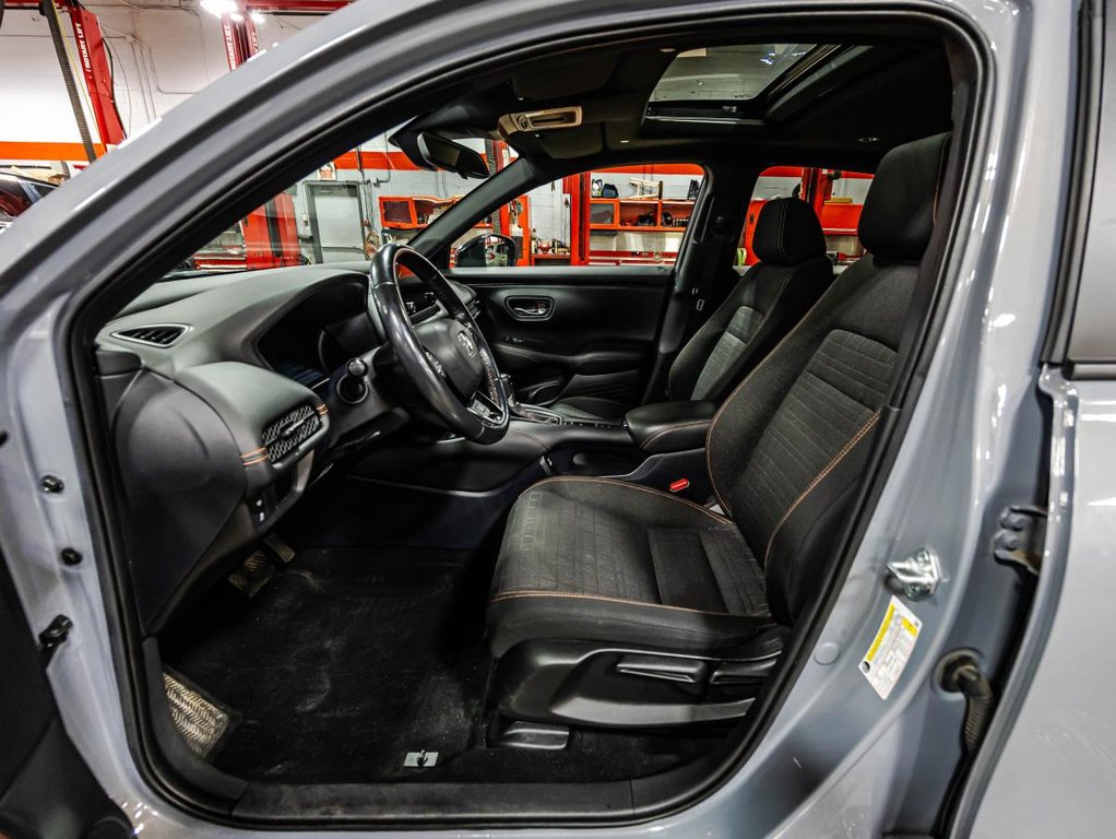 2023 Honda HR-V Sport AWD CARPLAY I SIEGES ET VOLANT CHAUFFANTS I  MAGS I DEMARREUR I TOIT OUVRANT I SECURITE ACTIVE in Montréal, Quebec - 16 - w1024h768px