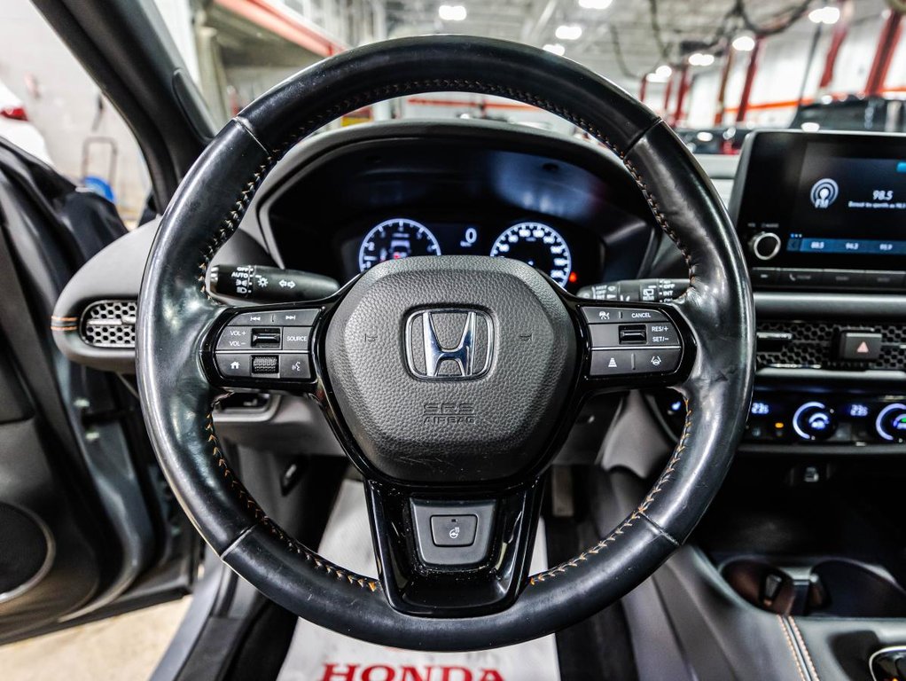 2023 Honda HR-V Sport AWD CARPLAY I SIEGES ET VOLANT CHAUFFANTS I  MAGS I DEMARREUR I TOIT OUVRANT I SECURITE ACTIVE in Montréal, Quebec - 19 - w1024h768px