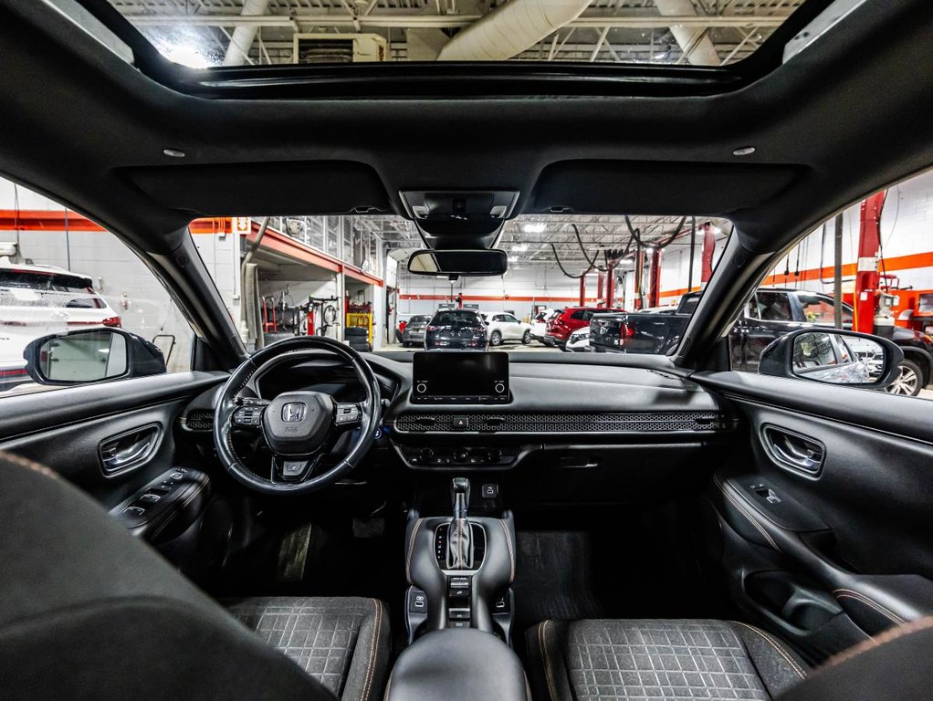 2023 Honda HR-V Sport AWD CARPLAY I SIEGES ET VOLANT CHAUFFANTS I  MAGS I DEMARREUR I TOIT OUVRANT I SECURITE ACTIVE in Montréal, Quebec - 11 - w1024h768px