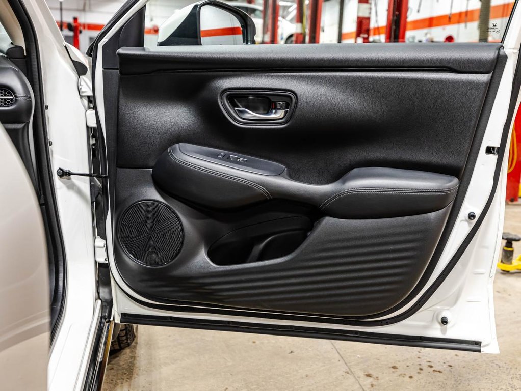 Honda HR-V EX-L Navi AWD 1 PROPRIO I JAMAIS ACCIENTÉ I CUIR I TOIT OUVRANT I DEMARREUR I MAGS 2023 à Montréal, Québec - 16 - w1024h768px