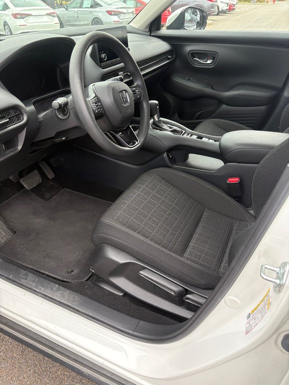 Honda HR-V LX-B 2024 à , Québec - 7 - w1024h768px
