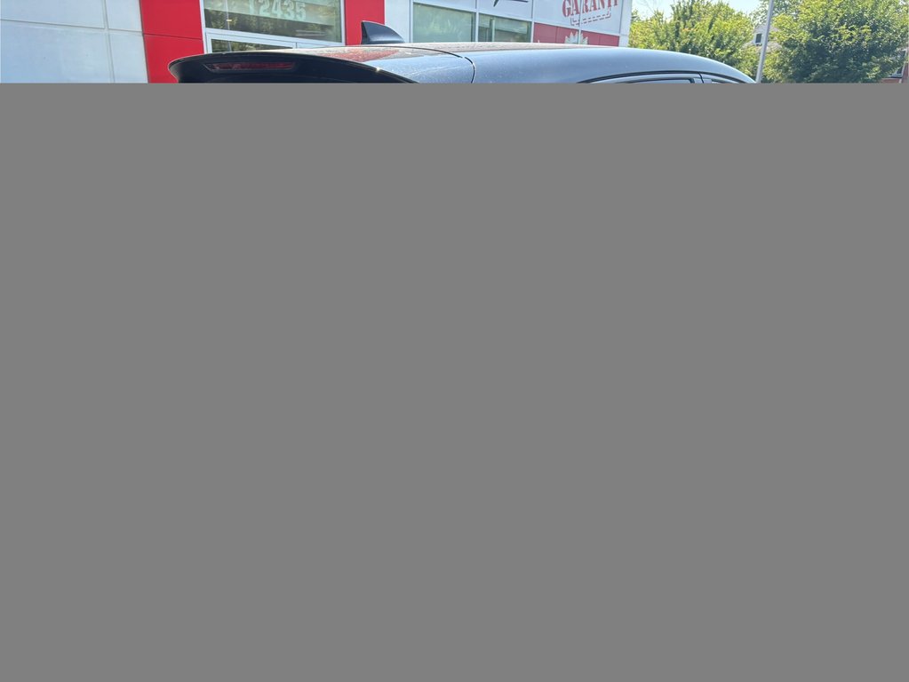 Honda HR-V Sport-B 2024 à Montréal, Québec - 3 - w1024h768px