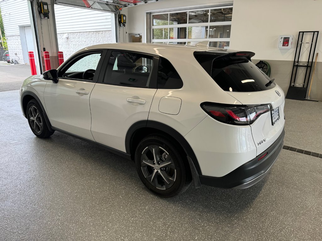 HR-V SPORT AWD / TOIT OUVRANT / 110$ PAR SEMAINE / DEMO 2025 à , Québec - 4 - w1024h768px