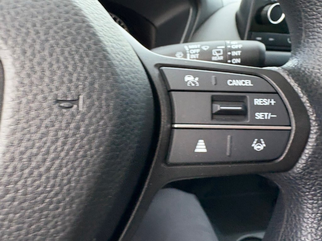 2025 Honda HR-V LX 6 000 KM SEUELEMENT JAMAIS ACCIDENTÉ in Montreal, Quebec - 8 - w1024h768px