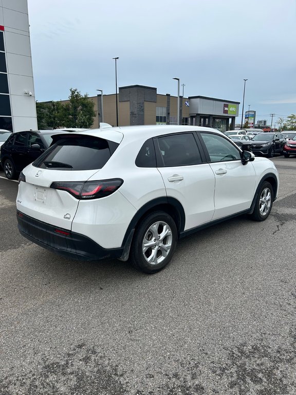 2025 Honda HR-V LX in Lachenaie, Quebec - 4 - w1024h768px