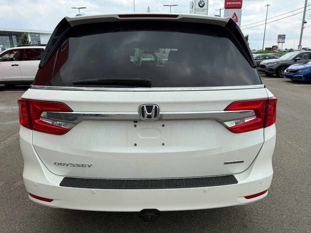 Honda Odyssey Touring 2018 à , Québec - 3 - w1024h768px