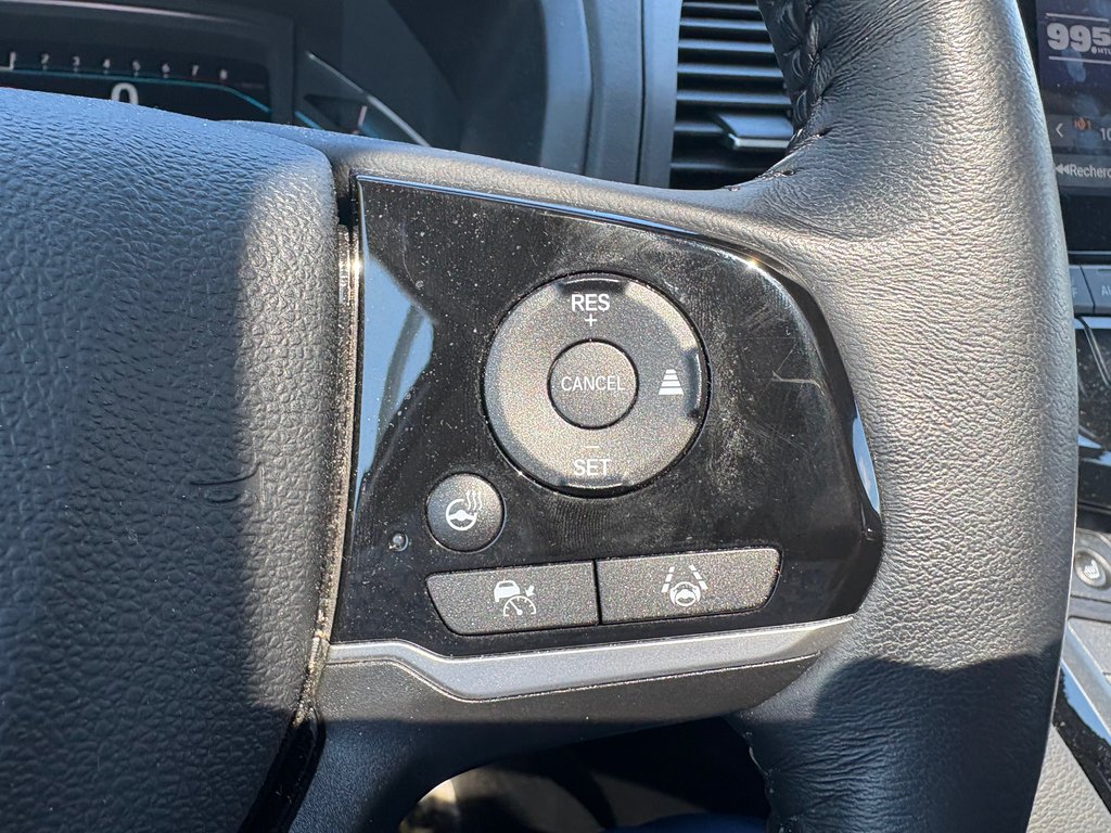 2024 Honda Odyssey Touring 36 000 km jamais accidenté 8 places in , Quebec - 10 - w1024h768px