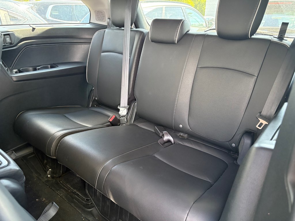 2024 Honda Odyssey Touring 36 000 km jamais accidenté 8 places in , Quebec - 7 - w1024h768px