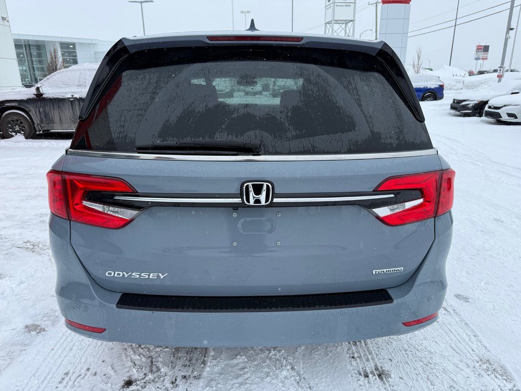 Honda Odyssey Touring 2024 à Lachenaie, Québec - 5 - w1024h768px