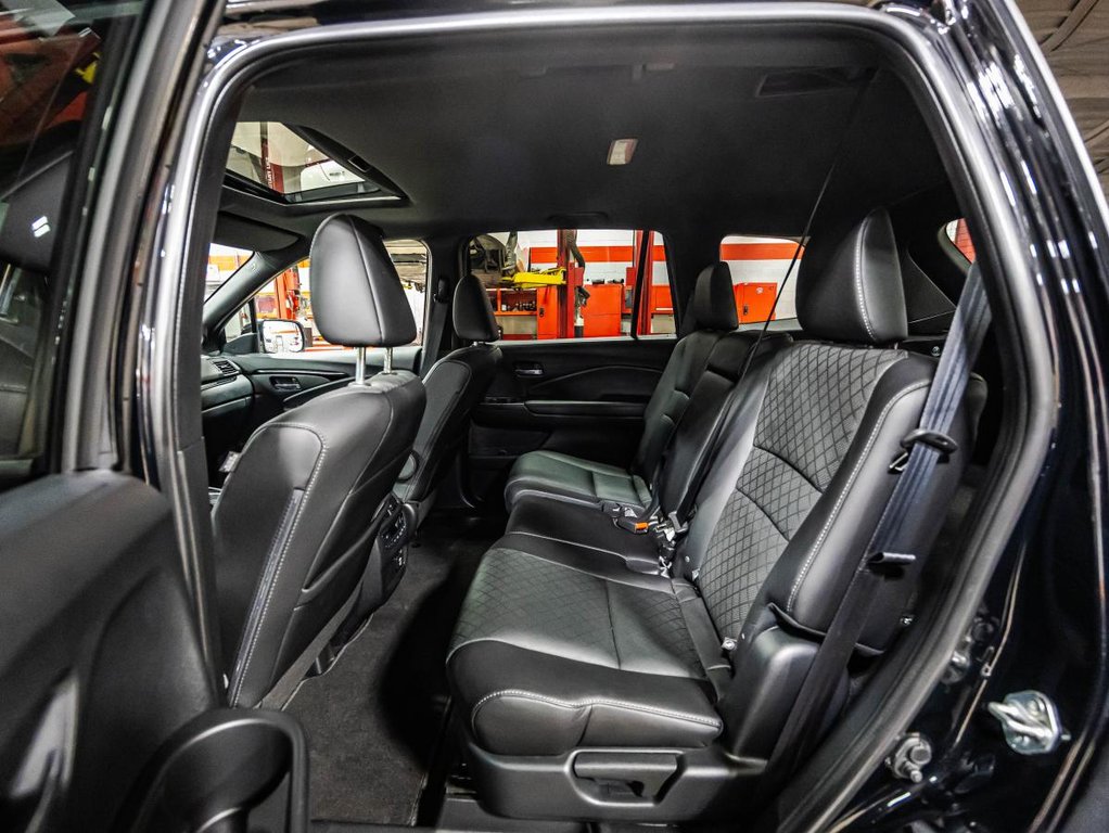 Honda Passport Touring AWD I CUIR I TOIT OUVRANT I CARPLAY I SIEGES CHAUFFANTS I CAMERA I MAGS I DEMARREUR I GPS I 2021 à Montréal, Québec - 14 - w1024h768px
