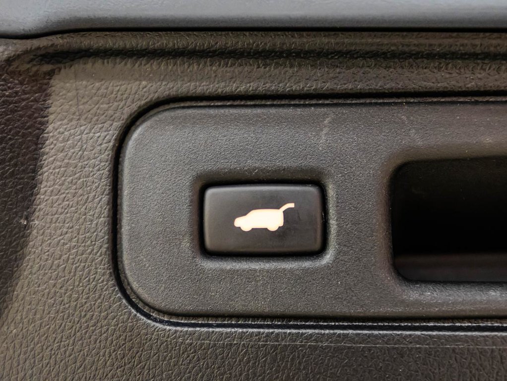 2022 Honda Passport Touring AWD I TOIT OUVRANT I CUIR I MAGS I CARPLAY I DEMARREUR I SIEGES ET VOLANT CHAUFFANTS in Montréal, Quebec - 16 - w1024h768px