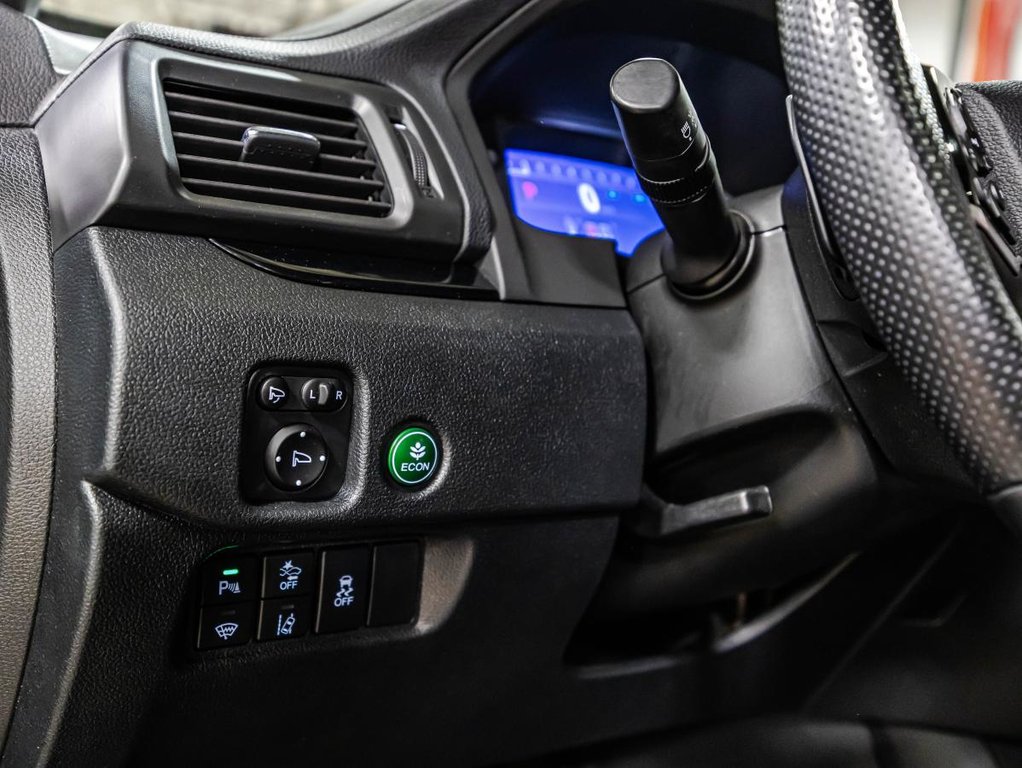 2022 Honda Passport Touring AWD I TOIT OUVRANT I CUIR I MAGS I CARPLAY I DEMARREUR I SIEGES ET VOLANT CHAUFFANTS in Montréal, Quebec - 23 - w1024h768px