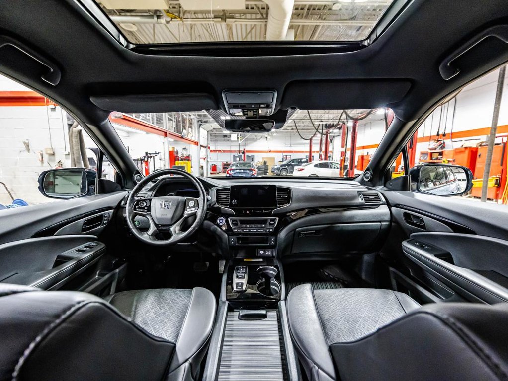 2022 Honda Passport Touring AWD I TOIT OUVRANT I CUIR I MAGS I CARPLAY I DEMARREUR I SIEGES ET VOLANT CHAUFFANTS in Montréal, Quebec - 15 - w1024h768px