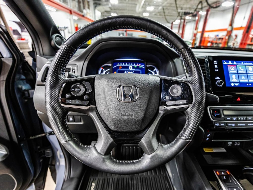 2022 Honda Passport Touring AWD I TOIT OUVRANT I CUIR I MAGS I CARPLAY I DEMARREUR I SIEGES ET VOLANT CHAUFFANTS in Montréal, Quebec - 24 - w1024h768px