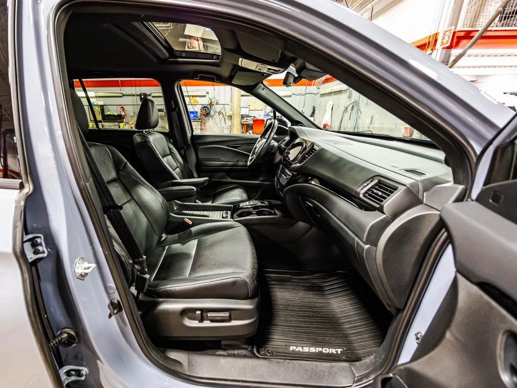 2022 Honda Passport Touring AWD I TOIT OUVRANT I CUIR I MAGS I CARPLAY I DEMARREUR I SIEGES ET VOLANT CHAUFFANTS in Montréal, Quebec - 19 - w1024h768px