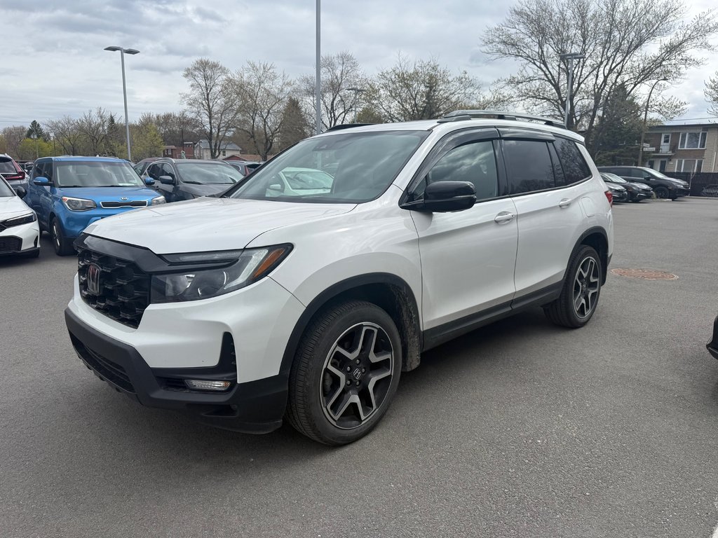2023 Honda Passport Touring in Montréal, Quebec - 1 - w1024h768px