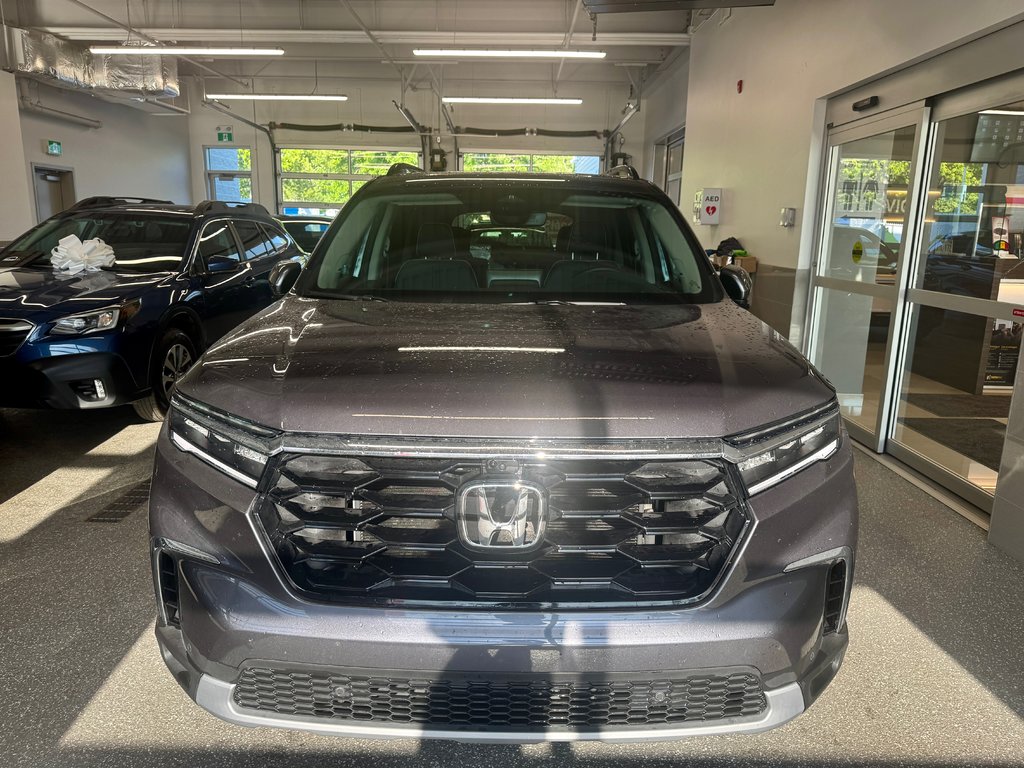 Honda PILOT TOURING AWD  2025 à , Québec - 3 - w1024h768px