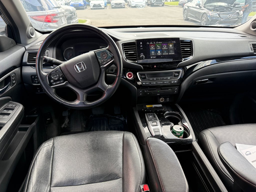 Honda Pilot Touring/26 DOSSIERS D'ENTRETIENT 2019 à Lachenaie, Québec - 10 - w1024h768px