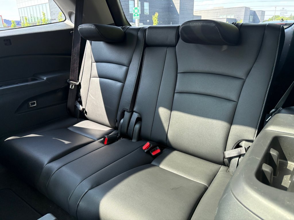Honda Pilot Touring 7-Passenger JAMAIS ACCIDENTÉ 2020 à Montréal, Québec - 7 - w1024h768px