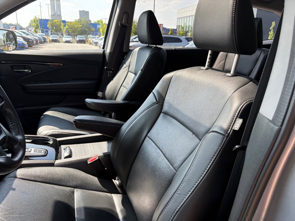 Honda Pilot Touring 7-Passenger JAMAIS ACCIDENTÉ 2020 à Montréal, Québec - 5 - w1024h768px