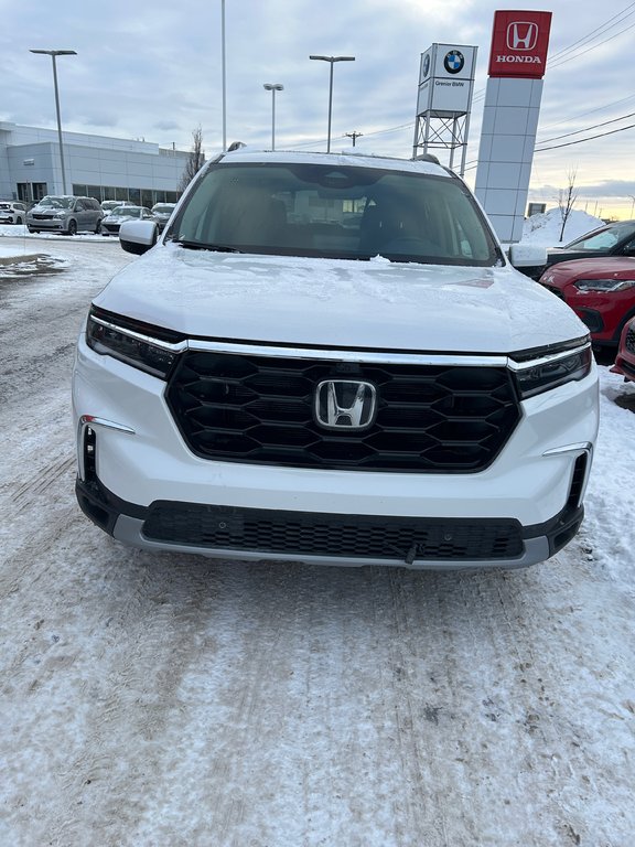 Honda Pilot Touring 2023 à Montréal, Québec - 5 - w1024h768px