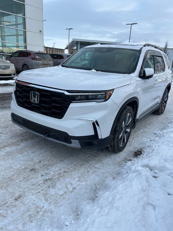 Honda Pilot Touring 2023 à Montréal, Québec - 1 - w1024h768px