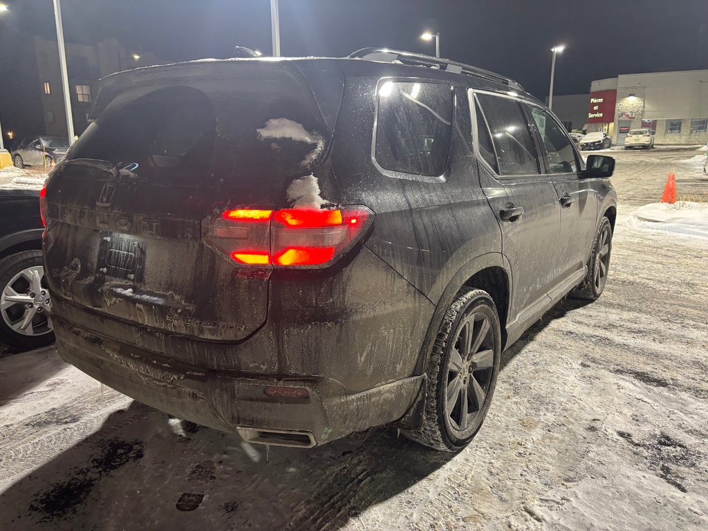 Honda Pilot Black Edition 2023 à Montréal, Québec - 3 - w1024h768px