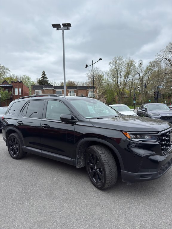 Honda Pilot BLACK EDITION 2023 à Montréal, Québec - 2 - w1024h768px