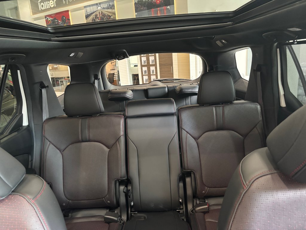 Honda Pilot Black Edition 2025 à Montréal, Québec - 9 - w1024h768px