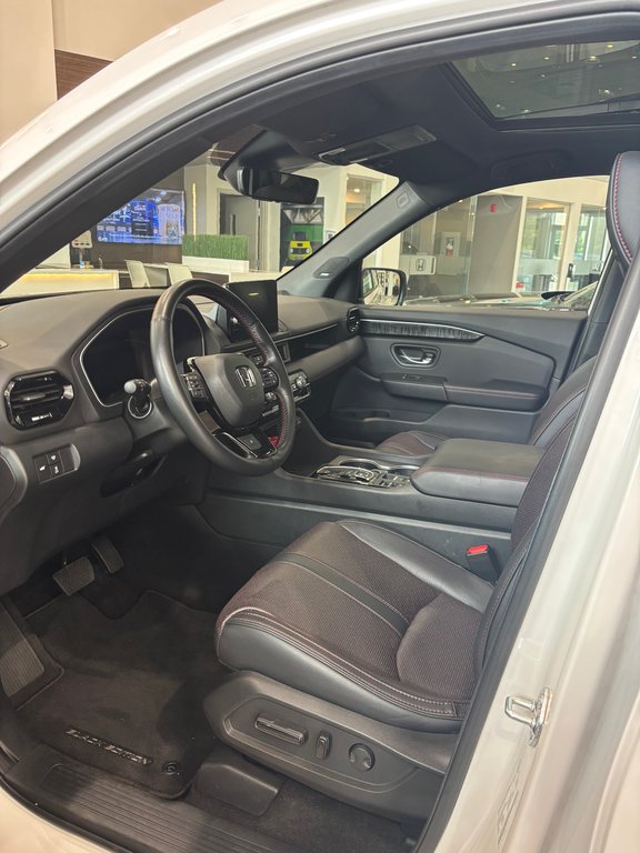Honda Pilot Black Edition 2025 à Montréal, Québec - 7 - w1024h768px