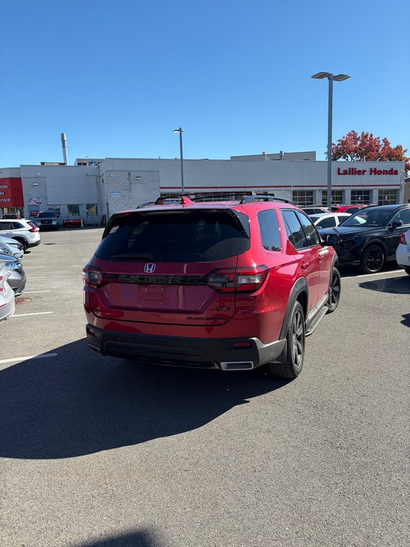 2025 Honda Pilot Black Edition in Montréal, Quebec - 3 - w1024h768px