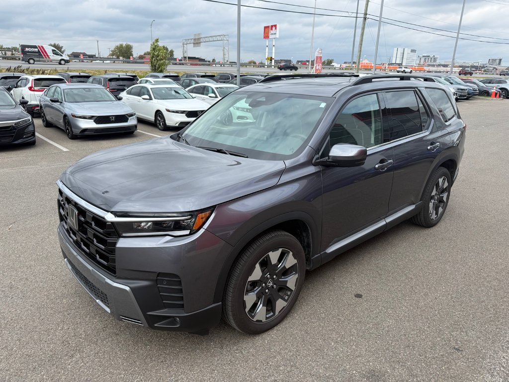 Honda Pilot Touring/AWD/JAMAIS ACCIDENTÉ 2026 à Lachenaie, Québec - 1 - w1024h768px