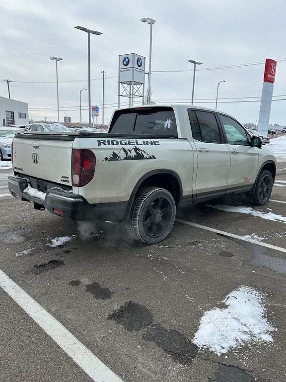 Honda Ridgeline SPORT AWD 2017 à Montréal, Québec - 4 - w1024h768px