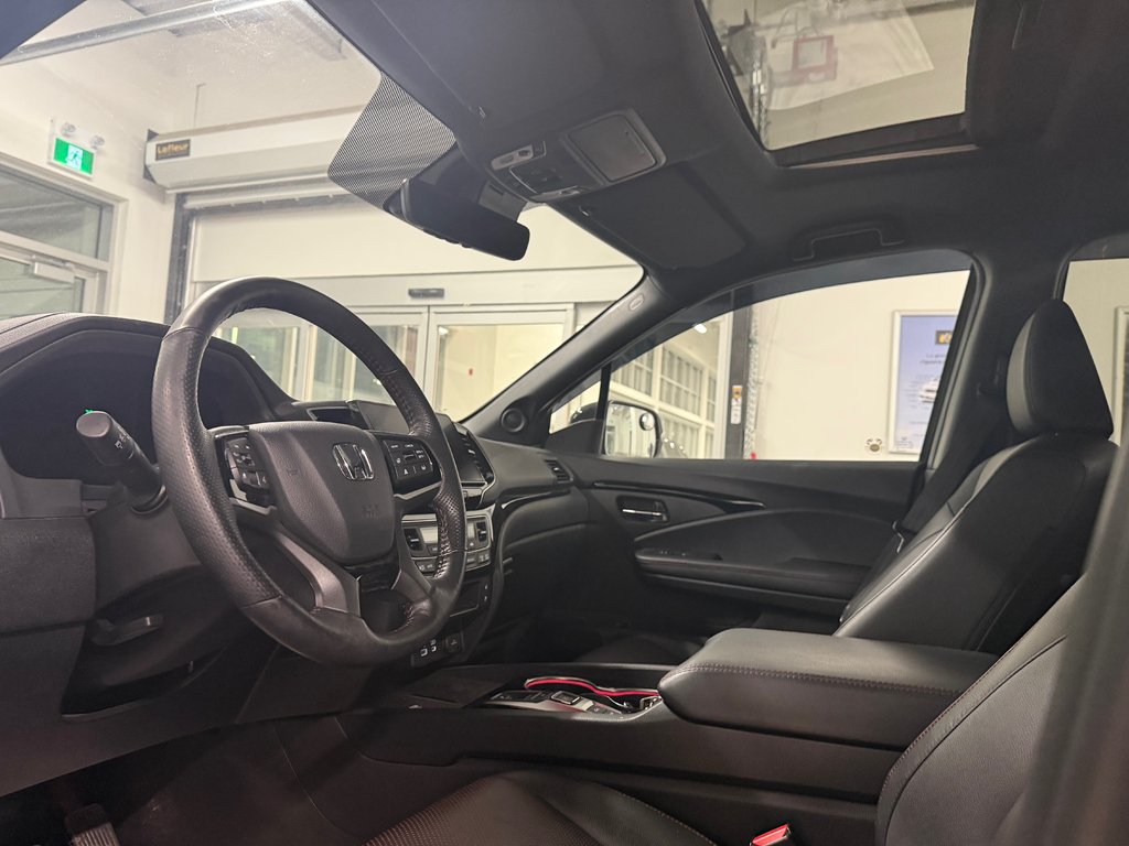 2024 Honda Ridgeline Black Edition in Montreal, Quebec - 12 - w1024h768px