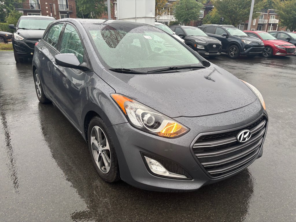 2017 Hyundai Elantra GT SE in Montréal, Quebec - 2 - w1024h768px