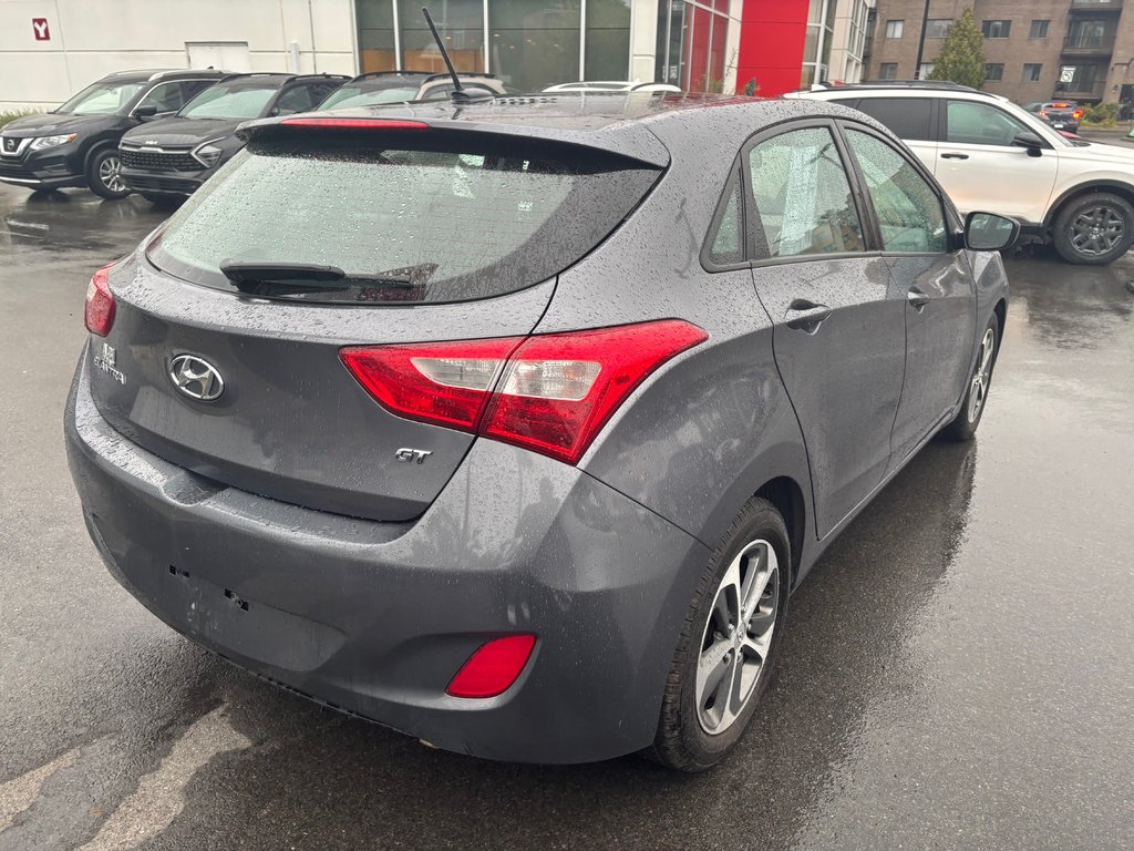 2017 Hyundai Elantra GT SE in Montréal, Quebec - 3 - w1024h768px