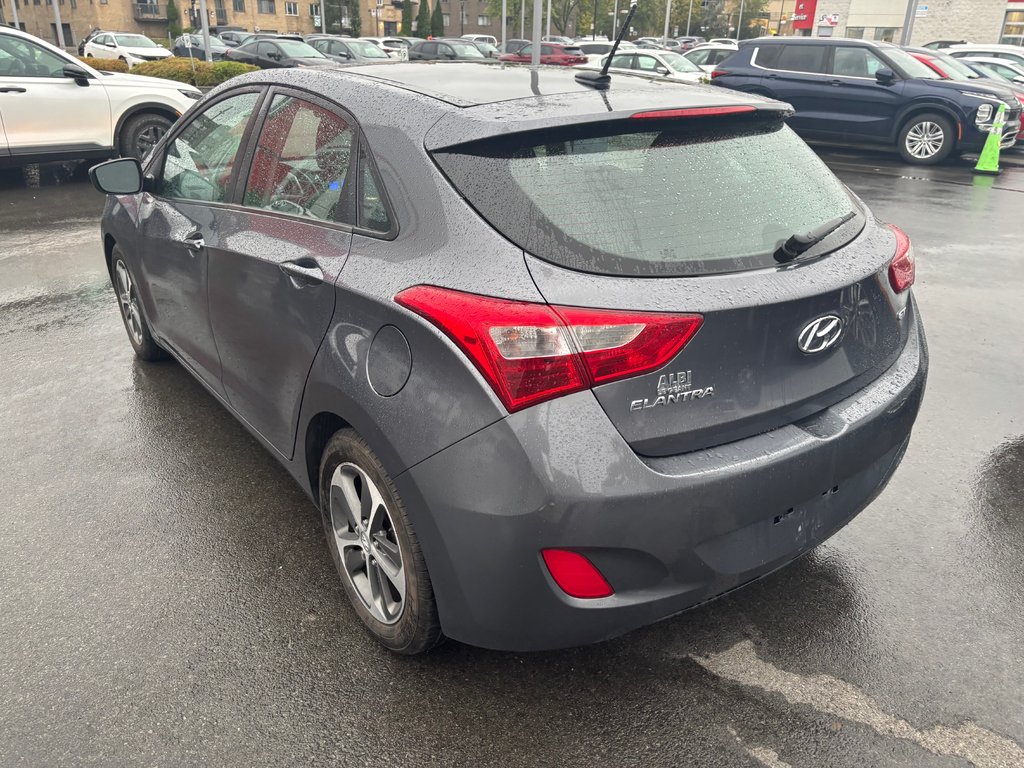 2017 Hyundai Elantra GT SE in Montréal, Quebec - 4 - w1024h768px