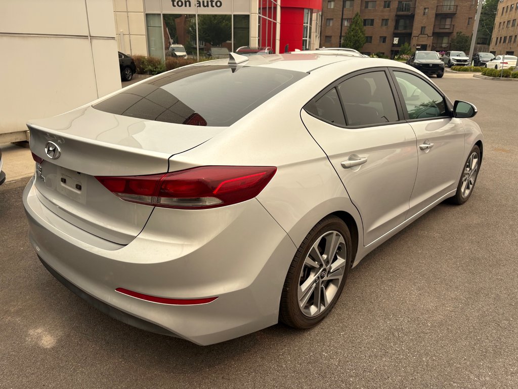 Hyundai Elantra SE 2017 à Montréal, Québec - 3 - w1024h768px