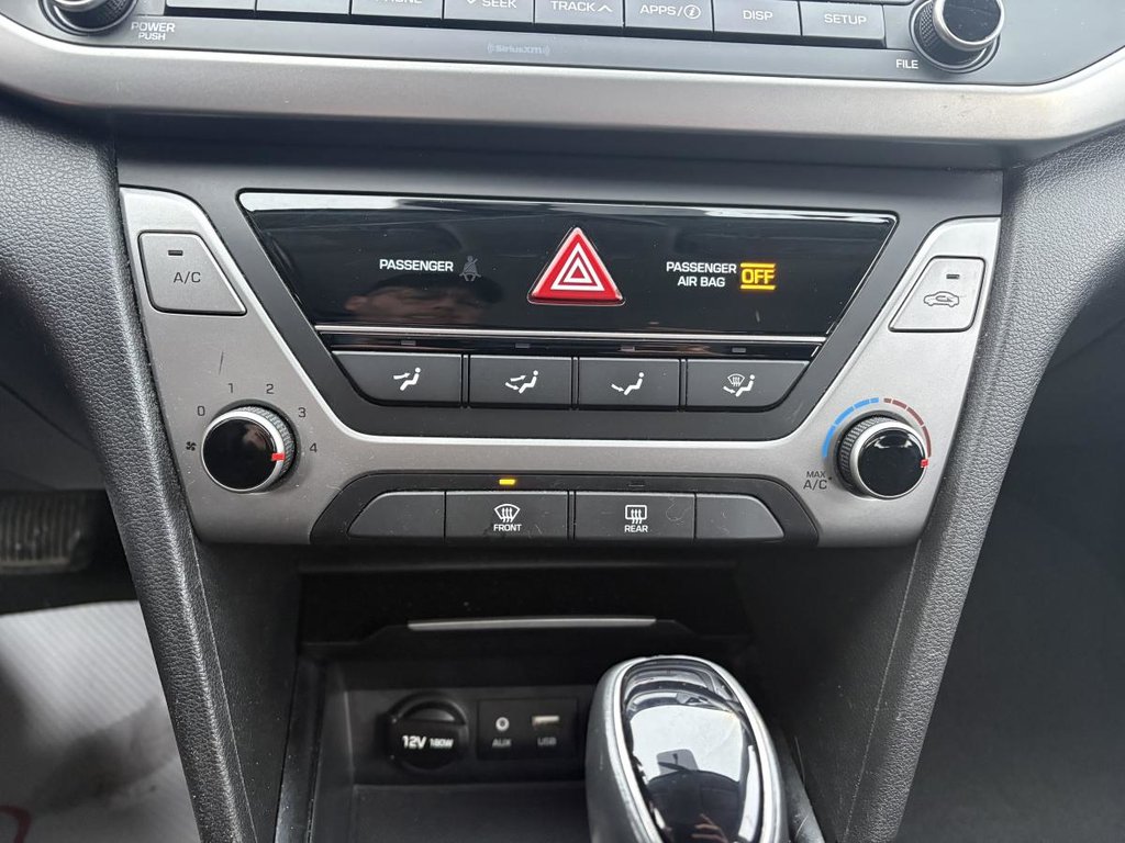 Hyundai Elantra GL SIEGES ET VOLANT CHAUFFANTS I CARPLAY I MAGS I CAMERA I SECURITE ACTIVE 2018 à , Québec - 10 - w1024h768px
