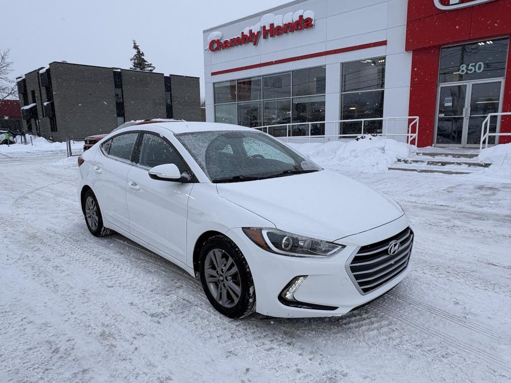 Hyundai Elantra GL SIEGES ET VOLANT CHAUFFANTS I CARPLAY I MAGS I CAMERA I SECURITE ACTIVE 2018 à , Québec - 1 - w1024h768px