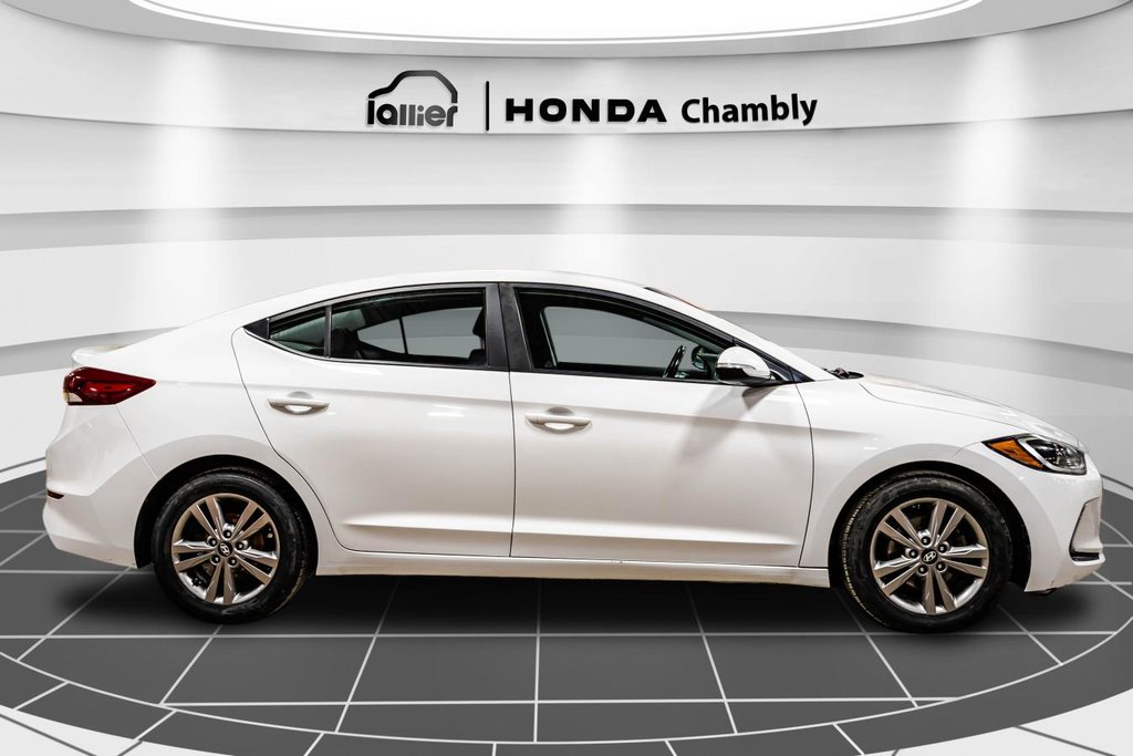Hyundai Elantra GL SIEGES ET VOLANT CHAUFFANTS I CARPLAY I MAGS I CAMERA I SECURITE ACTIVE 2018 à Montréal, Québec - 8 - w1024h768px