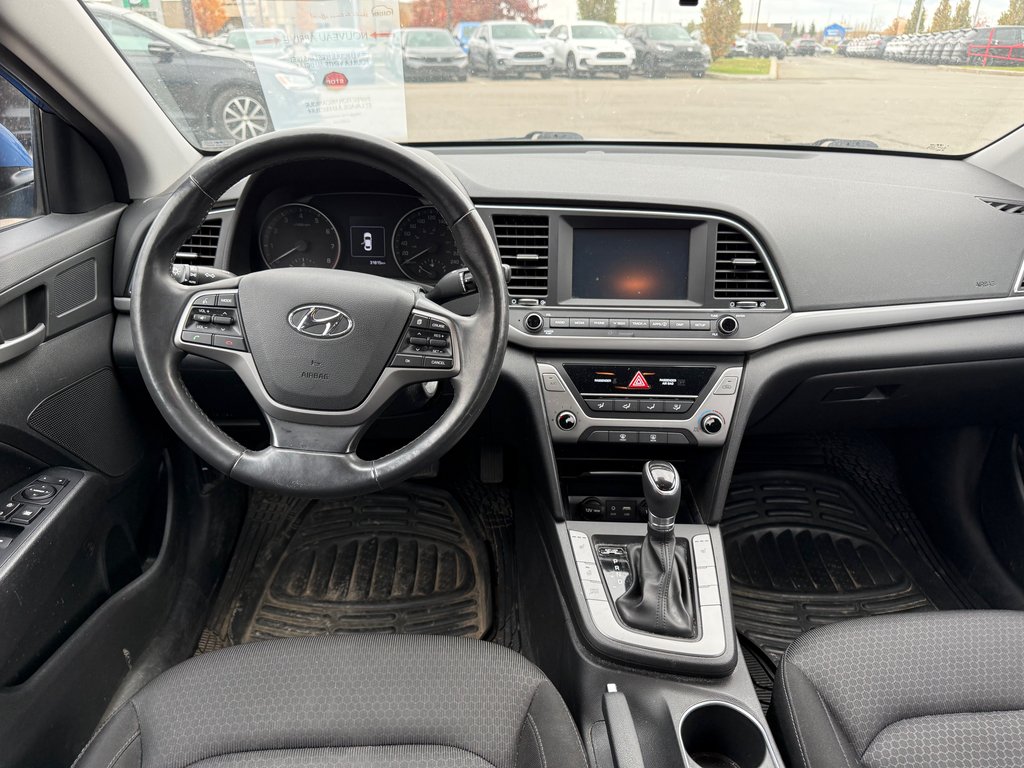 Hyundai Elantra GL/28 DOSSIERS D'ENTRETIENT 2018 à Lachenaie, Québec - 11 - w1024h768px