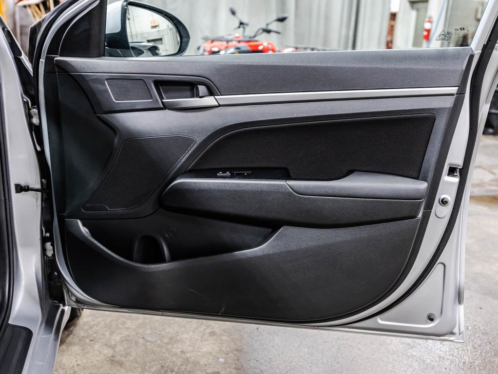 2020 Hyundai Elantra Preferred IVT in , Quebec - 16 - w1024h768px