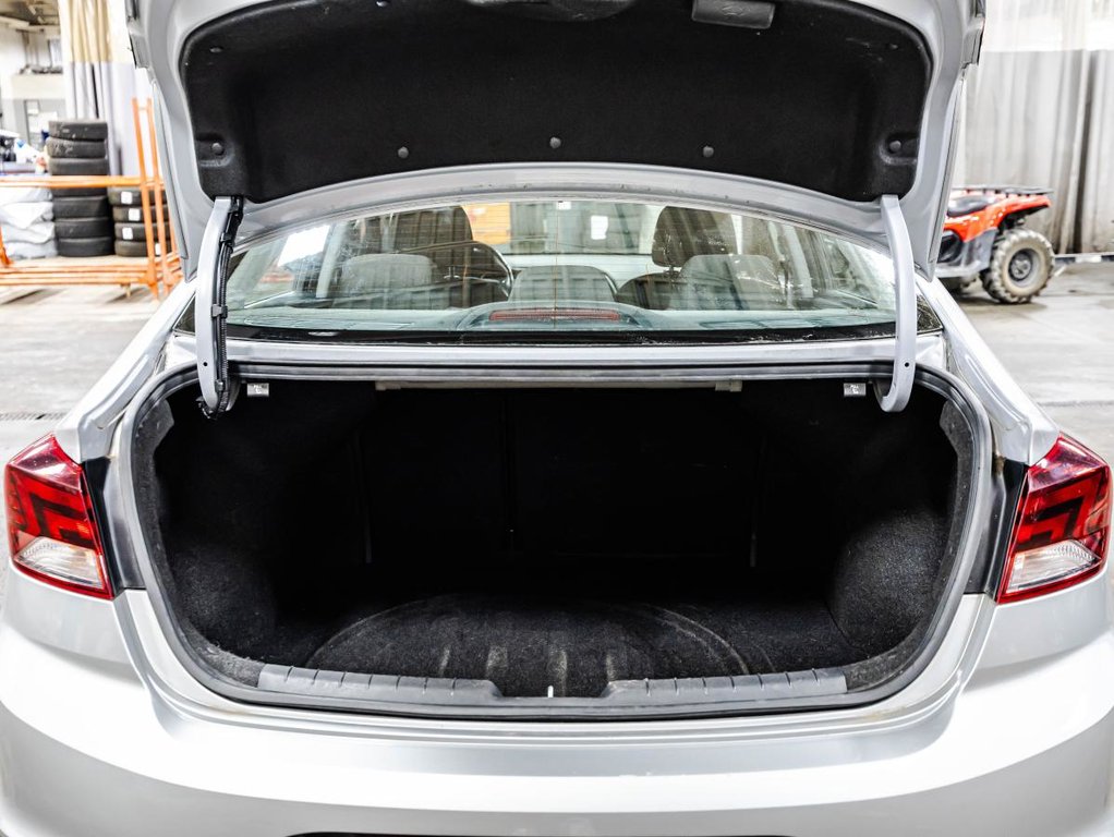 2020 Hyundai Elantra Preferred IVT in , Quebec - 15 - w1024h768px