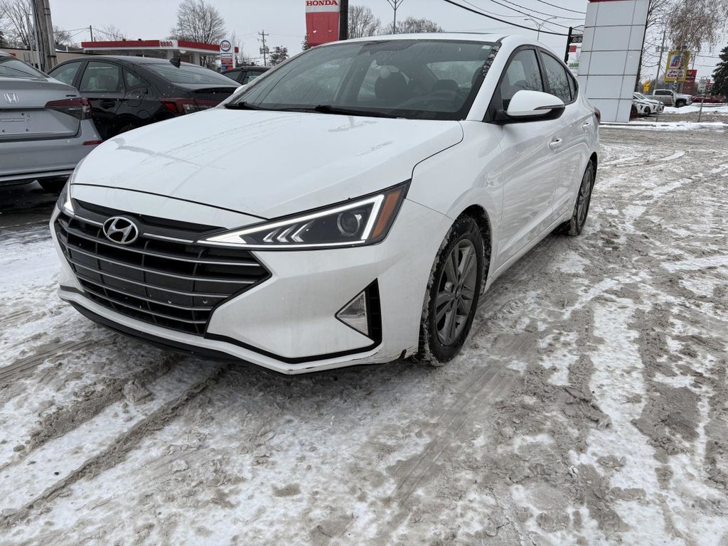 2020 Hyundai Elantra Preferred w/Sun & Safety Package CARPLAY I MAGS I SIEGES ET VOLANT CHAUFFANTS I  CAMERA I in , Quebec - 3 - w1024h768px