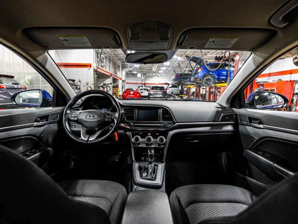 Hyundai Elantra Preferred 2020 à , Québec - 14 - w1024h768px