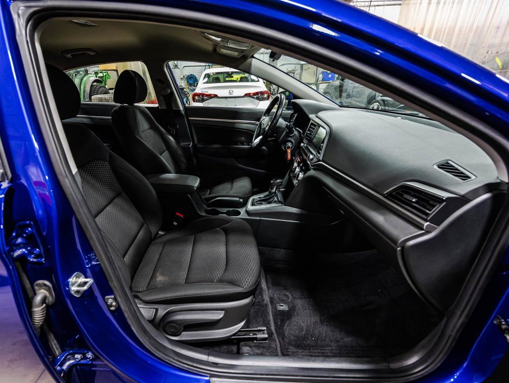 Hyundai Elantra Preferred 2020 à , Québec - 17 - w1024h768px