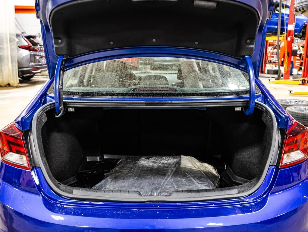 Hyundai Elantra Preferred 2020 à , Québec - 15 - w1024h768px