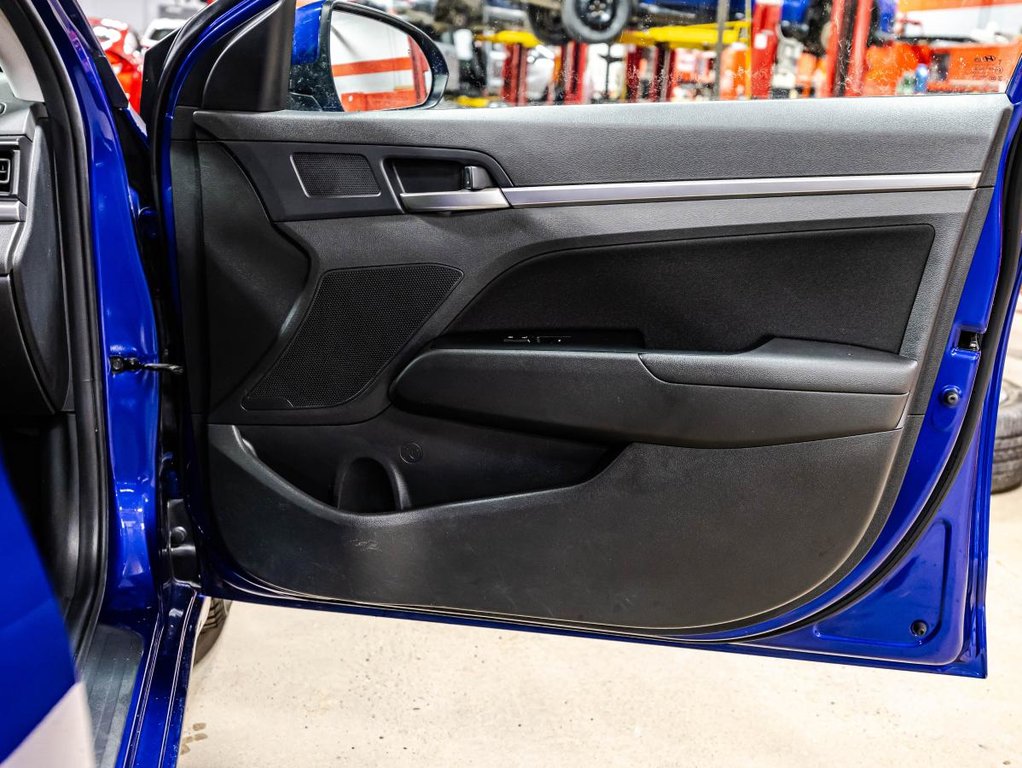 Hyundai Elantra Preferred 2020 à , Québec - 16 - w1024h768px