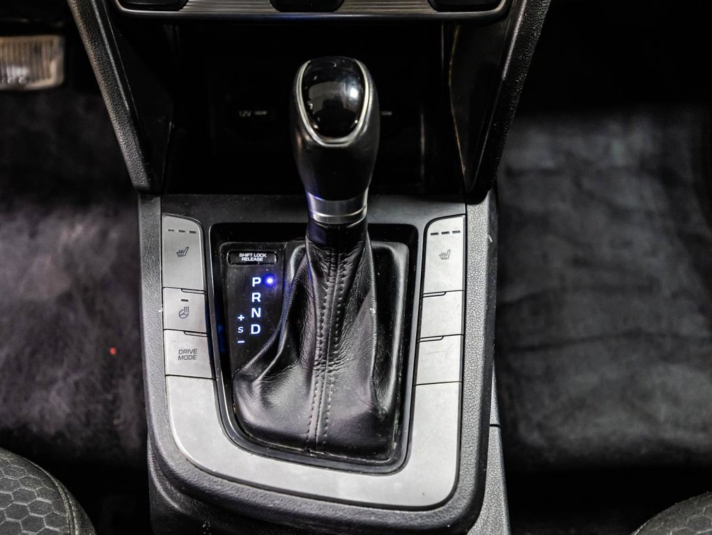 Hyundai Elantra Preferred w/Sun & Safety Package I 2020 à , Québec - 26 - w1024h768px